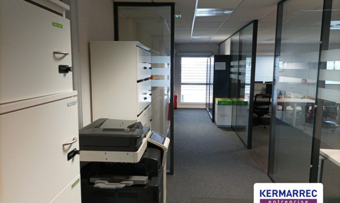 location Bureaux 758.00 m²