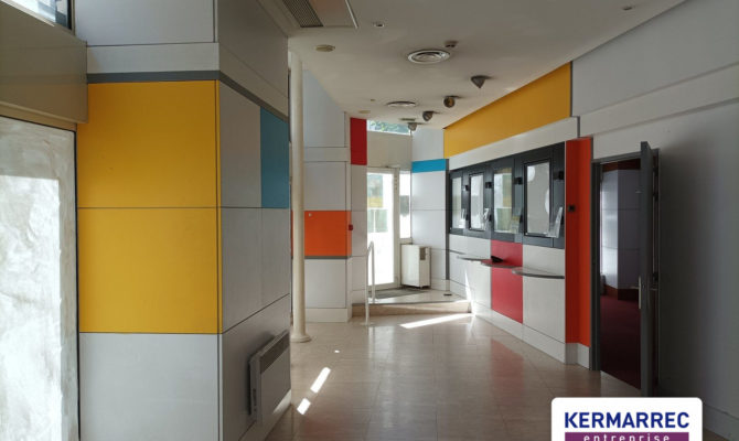 location Bureaux 378.00 m²