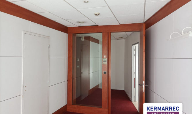 location Bureaux 378.00 m²