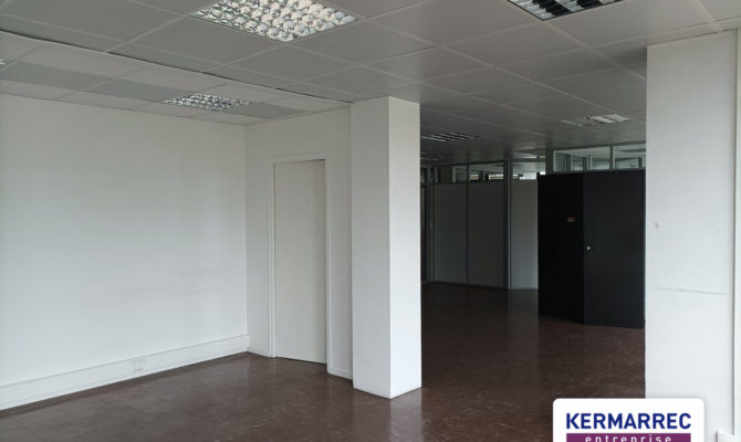 location Bureaux 290 m²