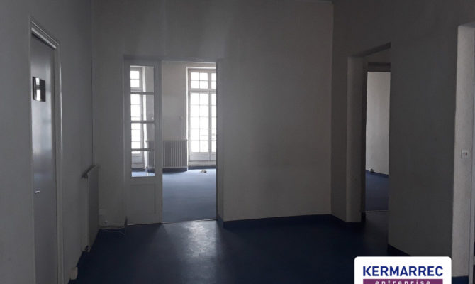 location Bureaux 550.00 m²