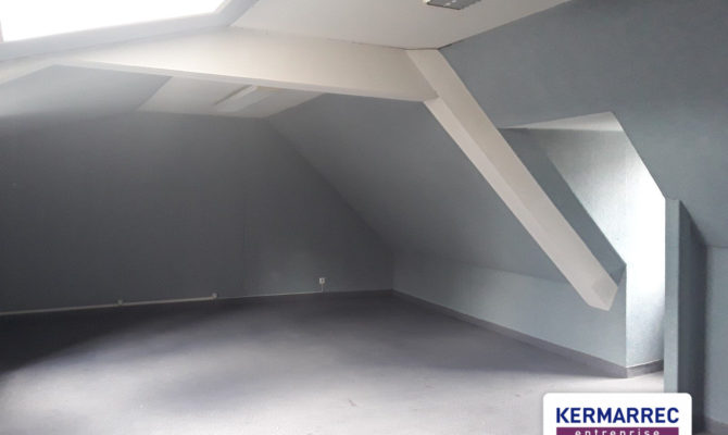 location Bureaux 550.00 m²