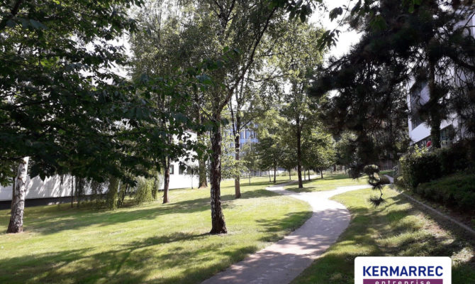 location Bureaux 200.00 m²
