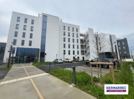 location Bureaux 192.00 m² Rezé 44