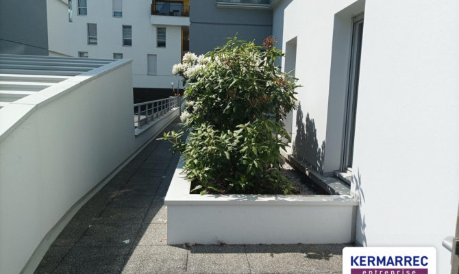 location Bureaux 285.00 m²
