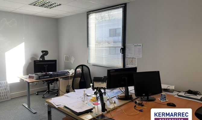 achat Bureaux 204.00 m²