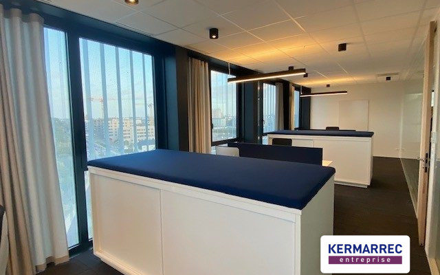 location Bureaux 408.00 m²