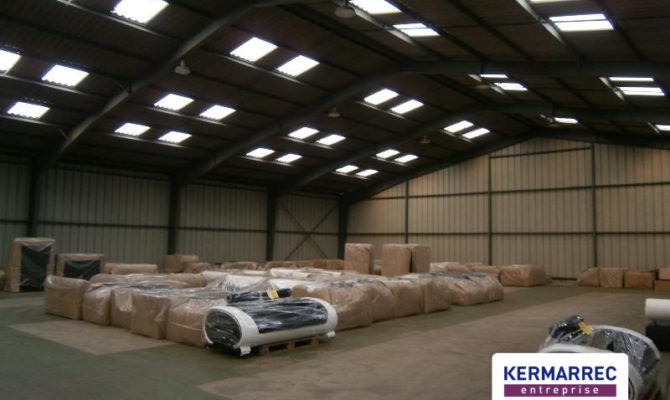 location Local d'activité 900.00 m²