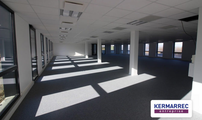 location Bureaux 97.00 m²