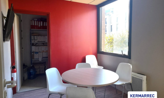 achat Bureaux 151 m²