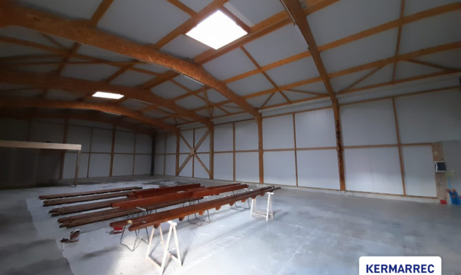 achat Local d'activité 280.00 m²