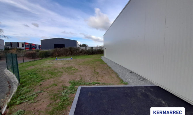 achat Local d'activité 280.00 m²