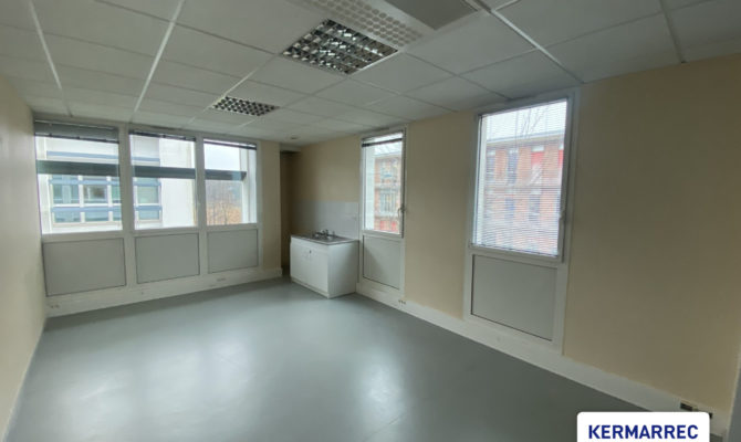 achat Bureaux 347.00 m²
