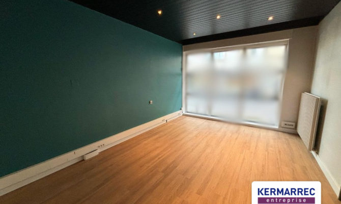 location Local Commercial 92.00 m²