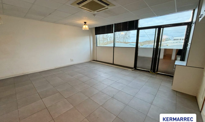 location Local Commercial 180.00 m²