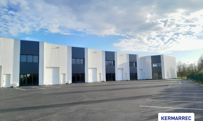 achat Local d'activité 1320 m²