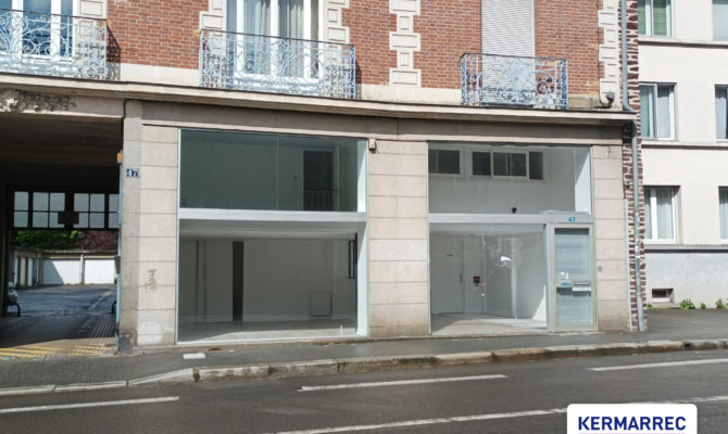 location Bureaux 81 m²