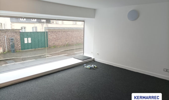 location Bureaux 81.00 m²