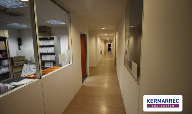 location Bureaux 485.00 m²