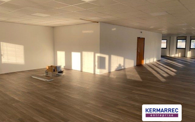 achat Bureaux 210.00 m²