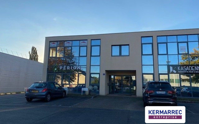 achat Bureaux 210.00 m²