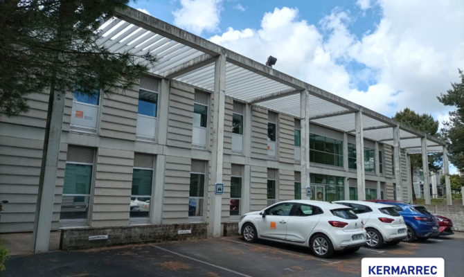location Bureaux 600.00 m²
