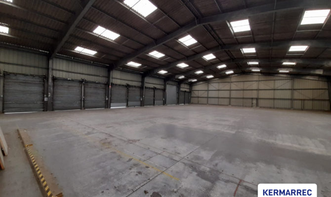 location Local d'activité 1521.00 m²