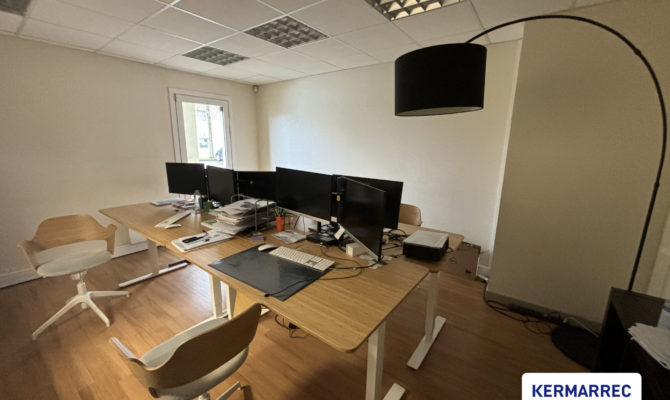 location Bureaux 183.00 m²