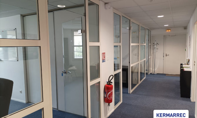 location Bureaux 179.00 m²