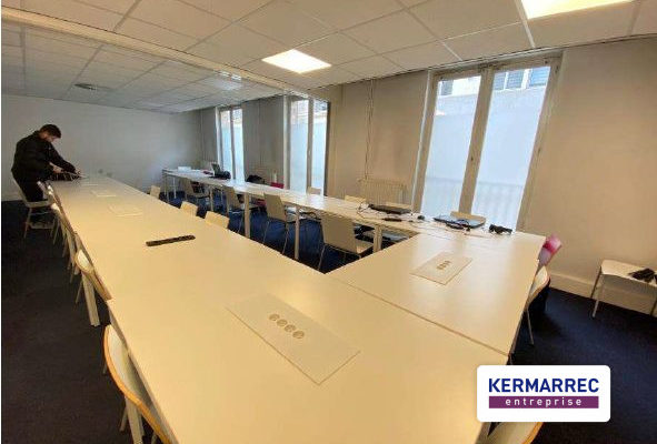 achat Bureaux 967.00 m²