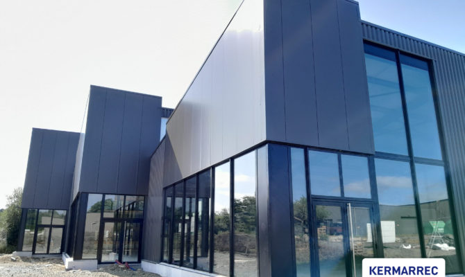 location Local d'activité 200.00 m²