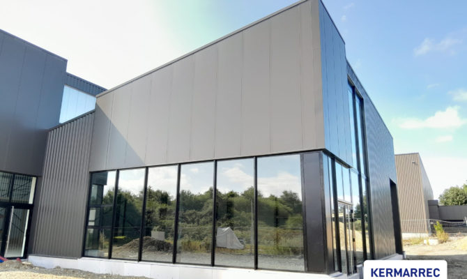 location Local d'activité 200.00 m²