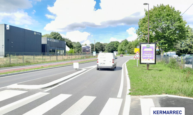 location Local d'activité 395.00 m²
