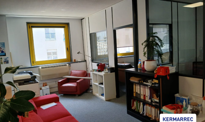 location Bureaux 205.00 m²
