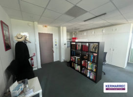 location Bureaux 149.00 m² Saint-Herblain 44