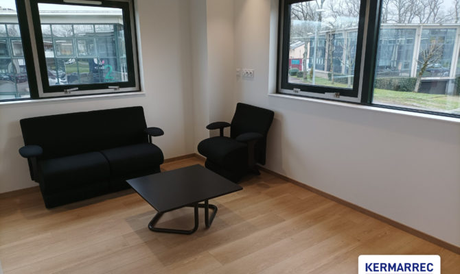 achat Bureaux 661.00 m²