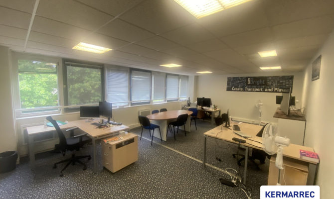 achat Bureaux 266.00 m²
