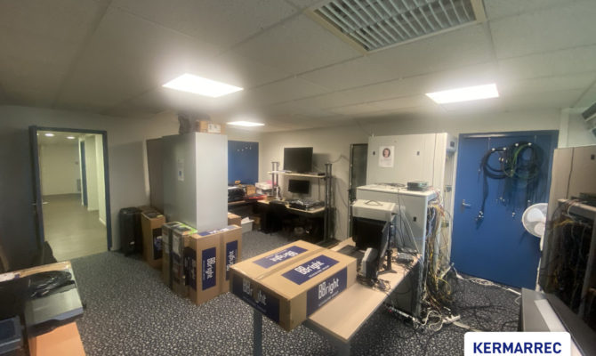 achat Bureaux 266.00 m²