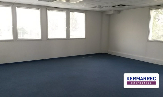 location Bureaux 231.00 m²