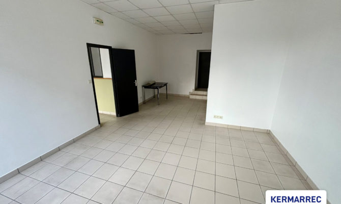 location Bureaux 78.00 m²