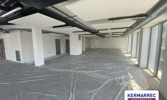 location Bureaux 470.00 m²
