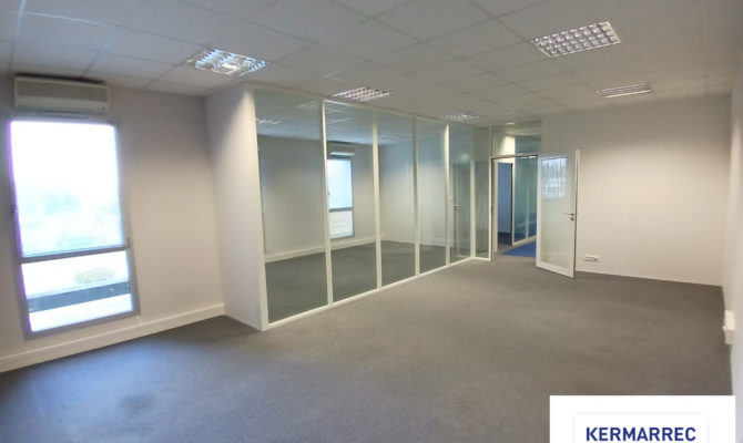 location Bureaux 456.00 m²