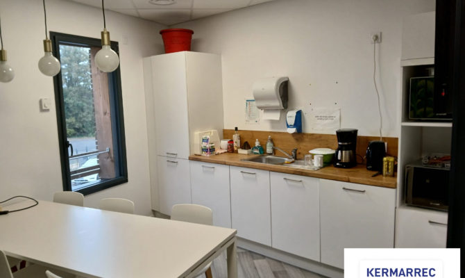 location Bureaux 134.00 m²