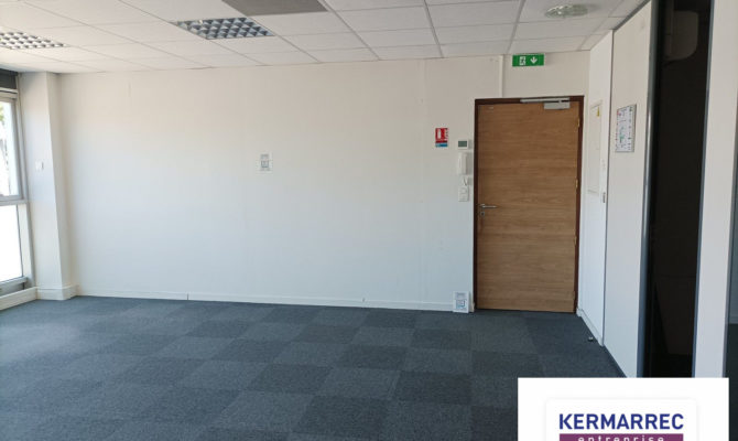 location Bureaux 258.63 m²