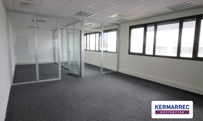 location Bureaux 108.00 m²