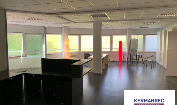achat Bureaux 299.00 m²