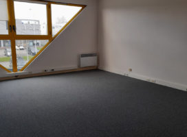location Bureaux 61.00 m² Montgermont 35
