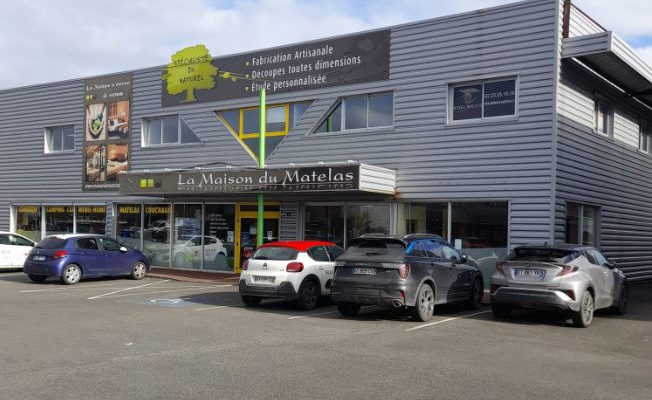 location Bureaux 150.00 m²
