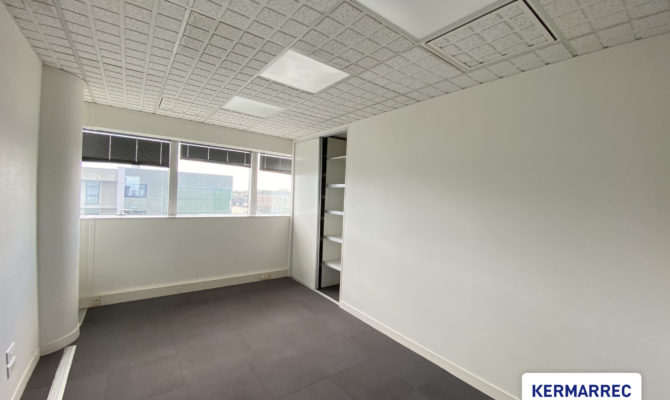 location Bureaux 175.00 m²