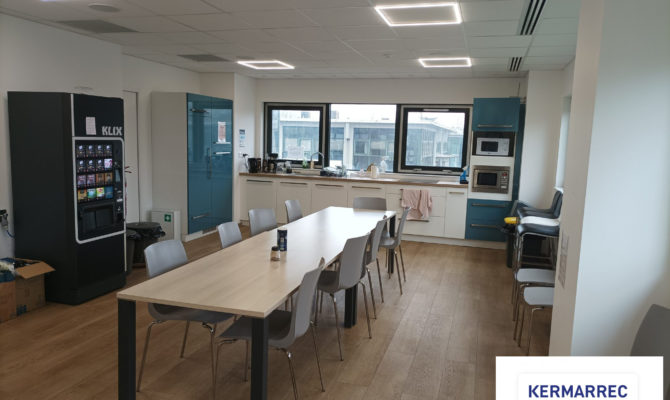 location Bureaux 323.00 m²